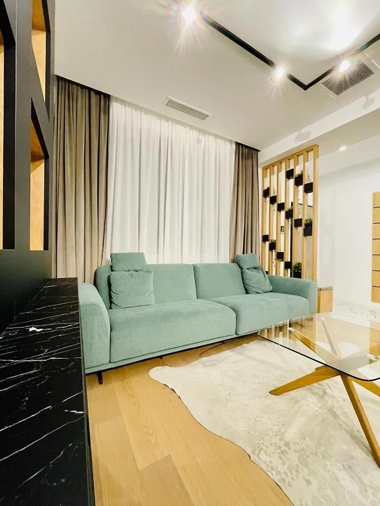 Eden - Elegant Retreat In Rosetti Luxury Apartment Bucharest Romania