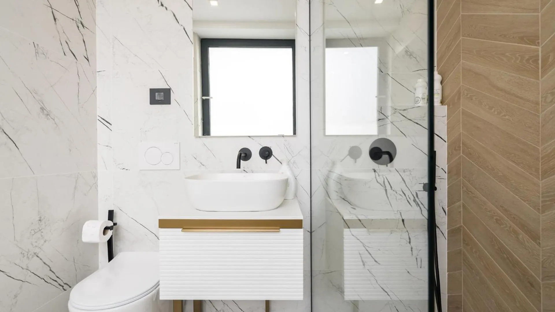 Eden - Elegant Retreat In Rosetti Luxury Apartment Bucharest